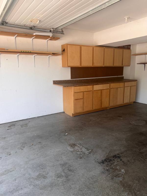 Townhouse for rent at 8720 N Cleveland Ave, Kansas City, MO 64118