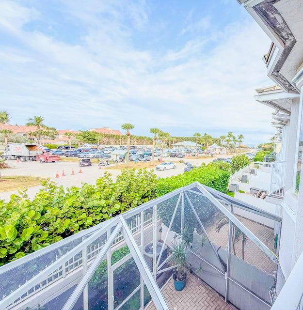 Townhouse for rent at 753 Seaview Dr, North Palm Beach, FL 33408