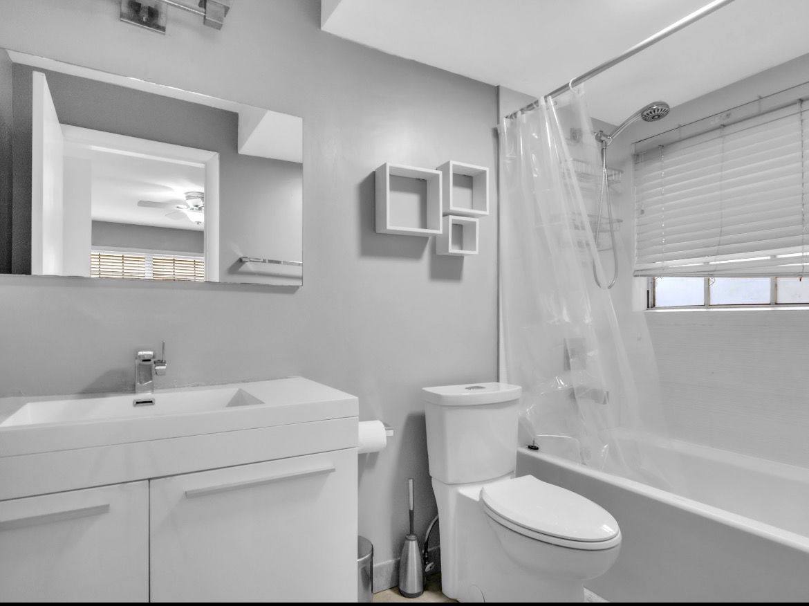 Apartment for rent at 1100 Salzedo St, Miami, FL 33134