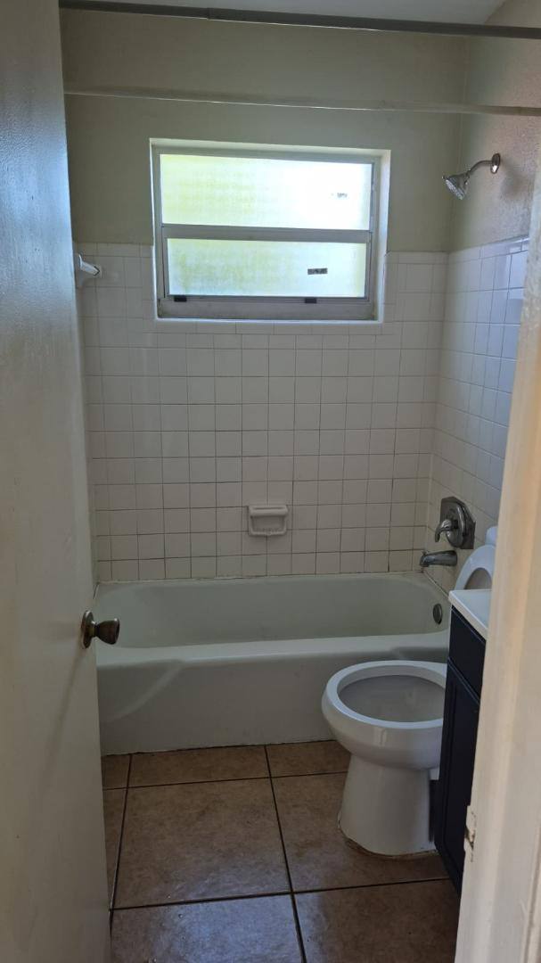 Apartment for rent at 2130 Ave S #305, West Palm Beach, FL 33404