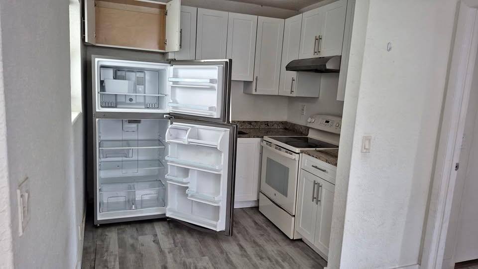 Apartment for rent at 133 SE 5th Ave #4, Delray Beach, FL 33483