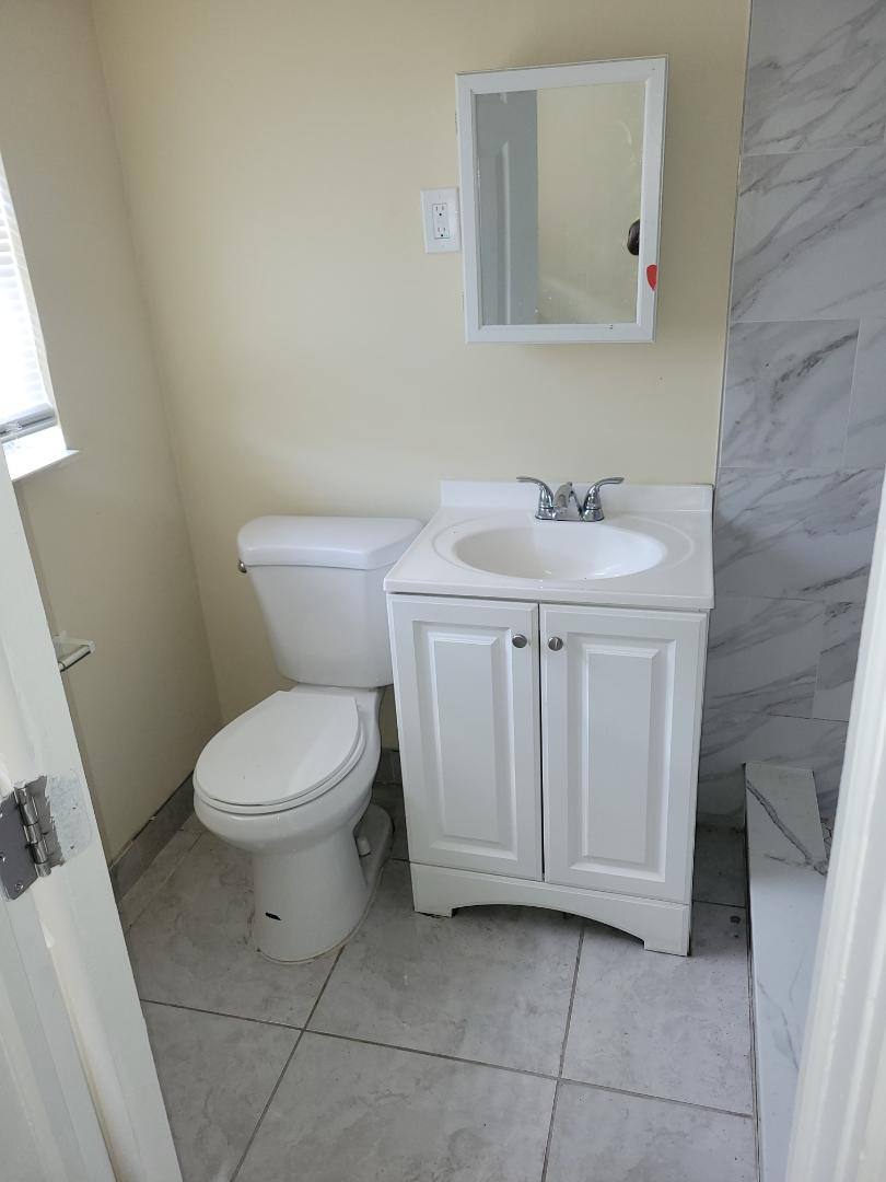 Apartment for rent at 5471 Ravenswood Rd, Fort Lauderdale, FL 33312