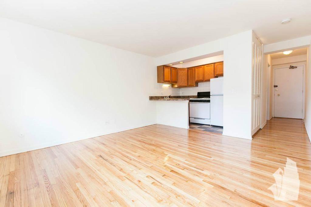 Apartment for rent at 540 W Roscoe #273, Chicago, IL 60657