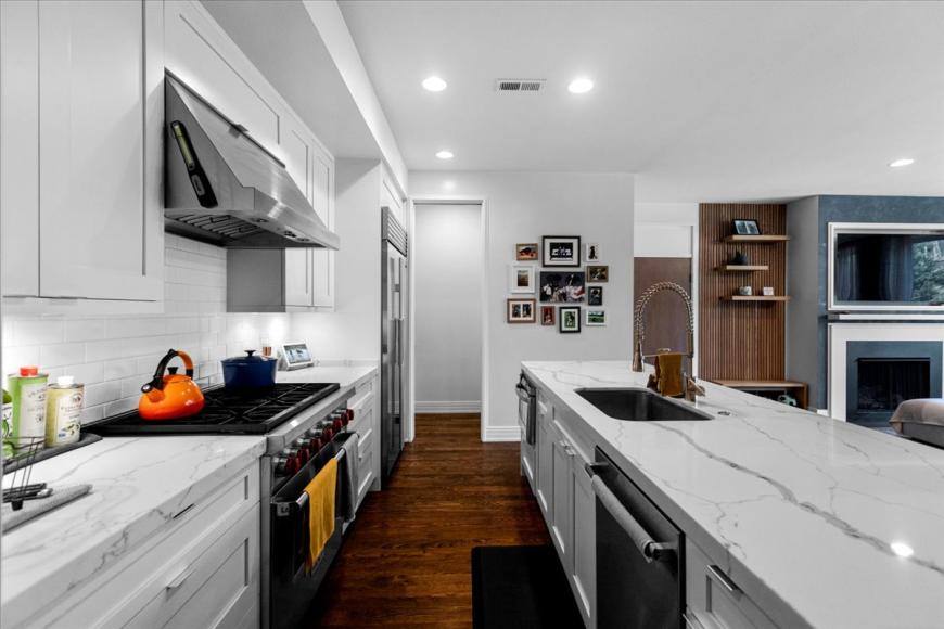 Condo for rent at 2749 N Lakewood Ave #2N, Chicago, IL 60614