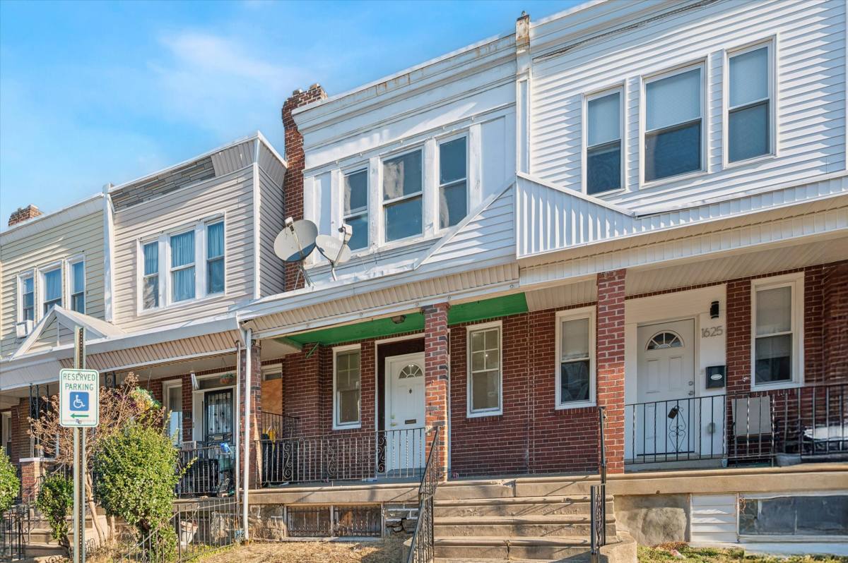 House for rent at 1623 S Lindenwood St, Philadelphia, PA 19143