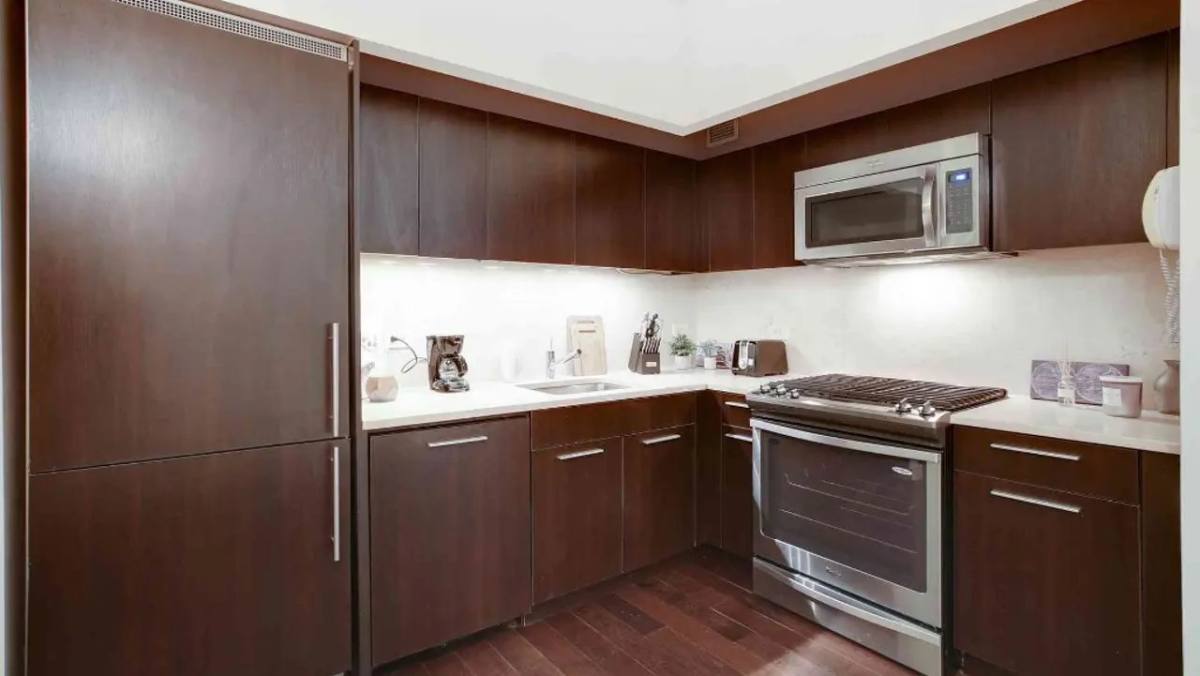 Apartment for rent at 128 Water St #2507, New York, NY 10005