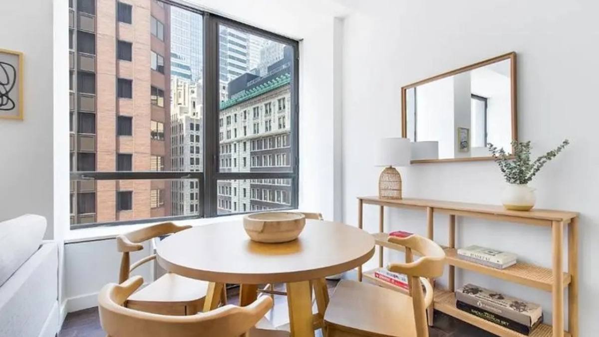 Apartment for rent at 128 Water St #2807, New York, NY 10005