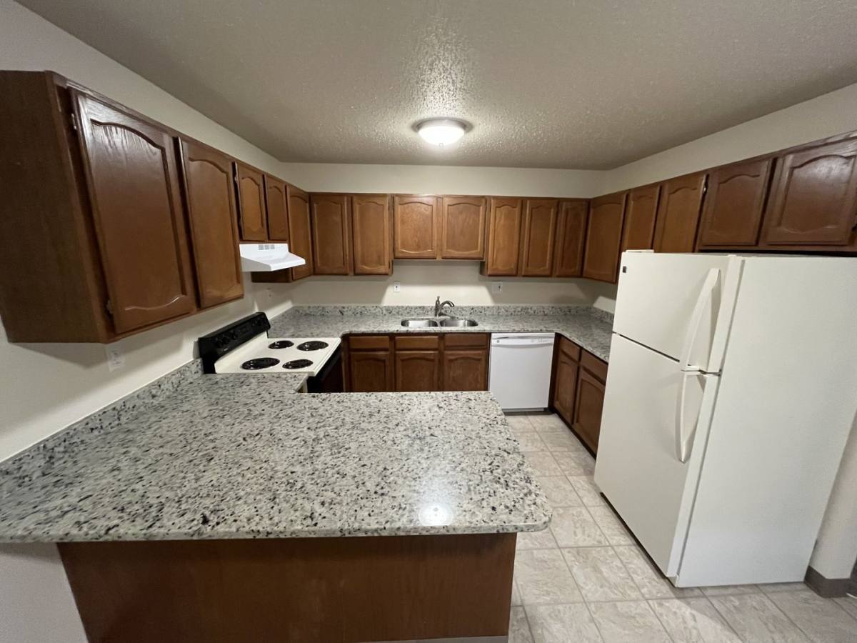 Apartment for rent at 825 Partridge St #103, Duluth, MN 55811