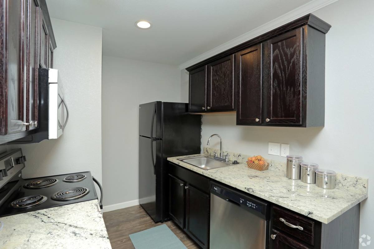 Apartment for rent at 4404 S 109th E Ave, Tulsa, OK 74146