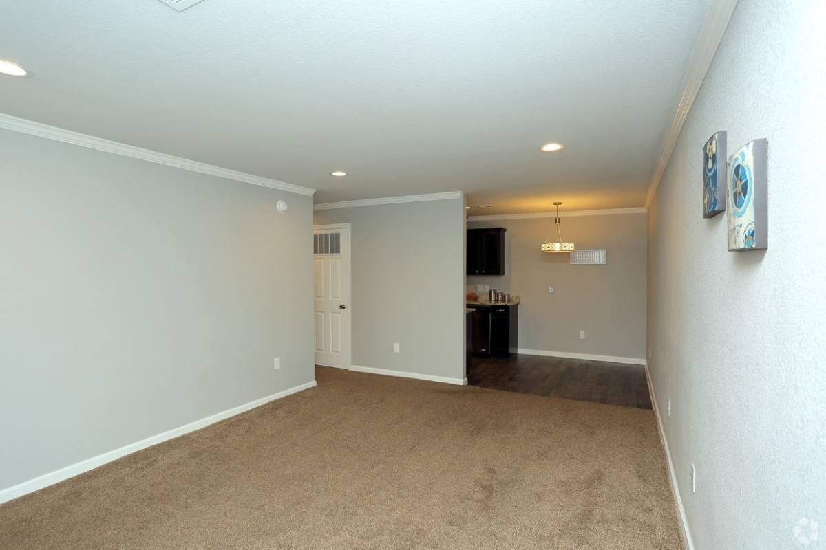 Apartment for rent at 4404 S 109th E Ave, Tulsa, OK 74146