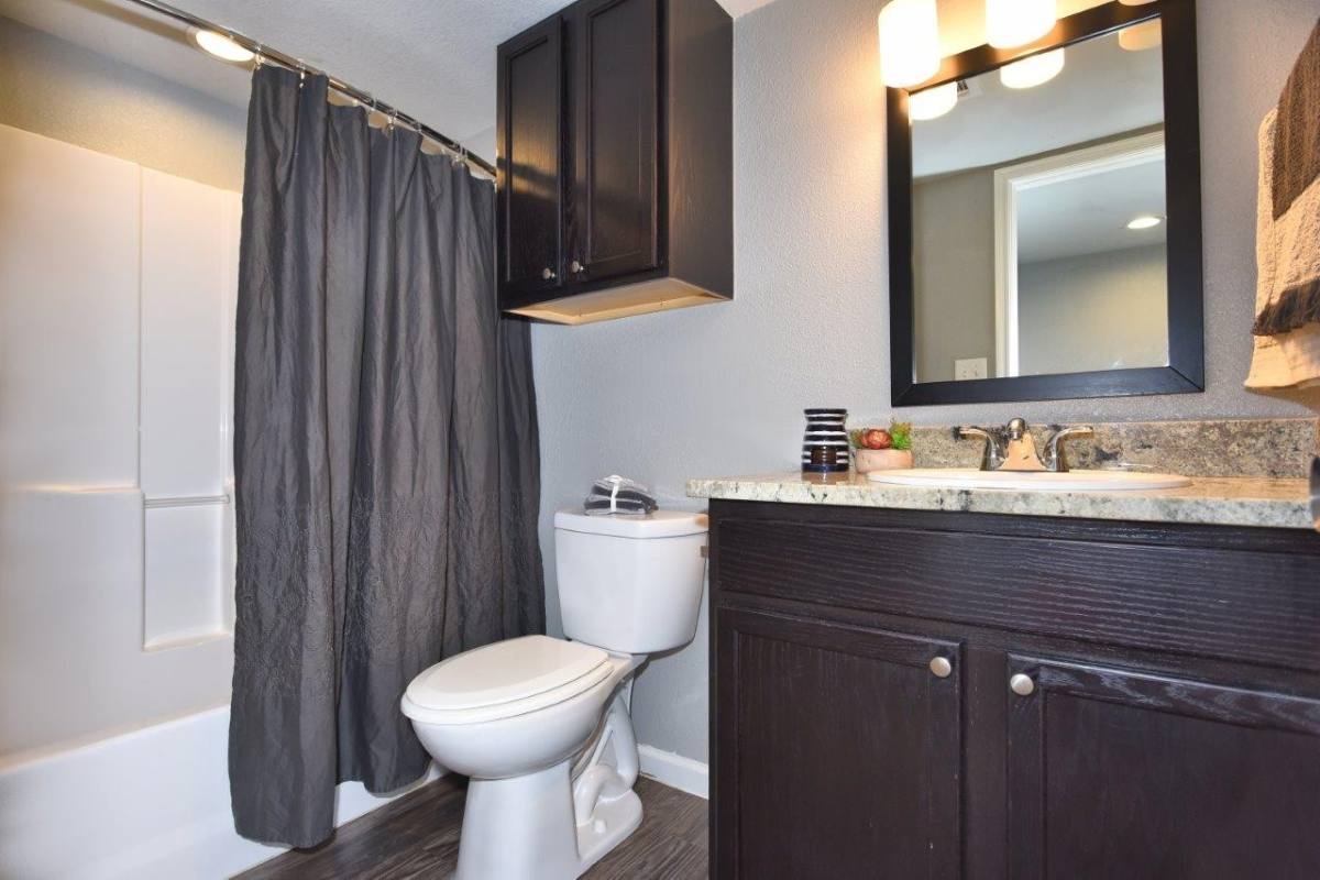 Apartment for rent at 4404 S 109th E Ave, Tulsa, OK 74146