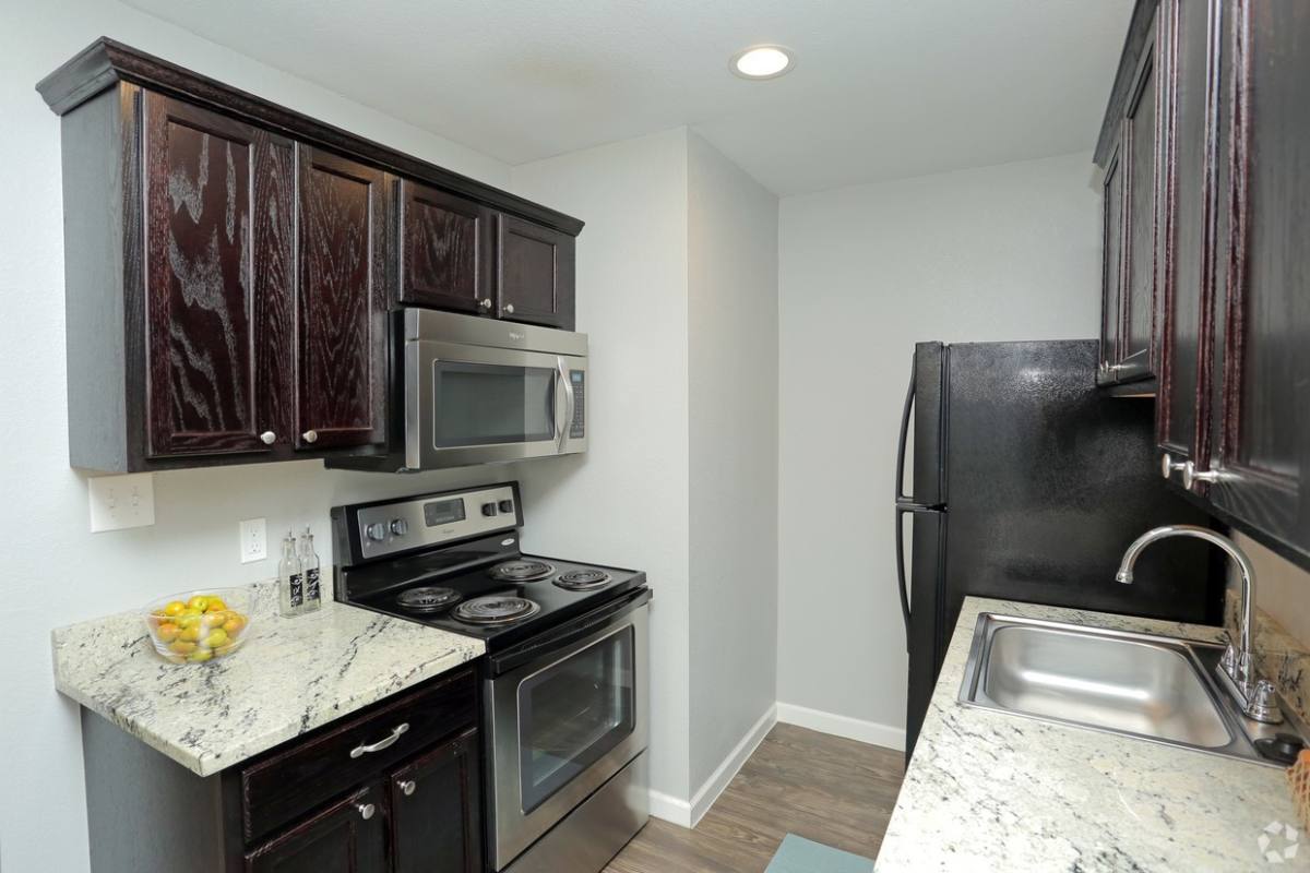 Apartment for rent at 4404 S 109th E Ave, Tulsa, OK 74146