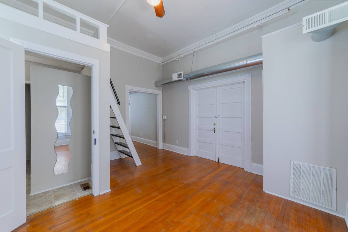 Apartment for rent at 39 Trammell St SW, Marietta, GA 30064