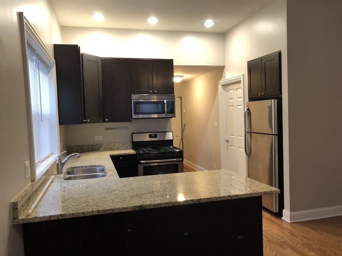 Apartment for rent at 3501 W Cortland, Chicago, IL 60647