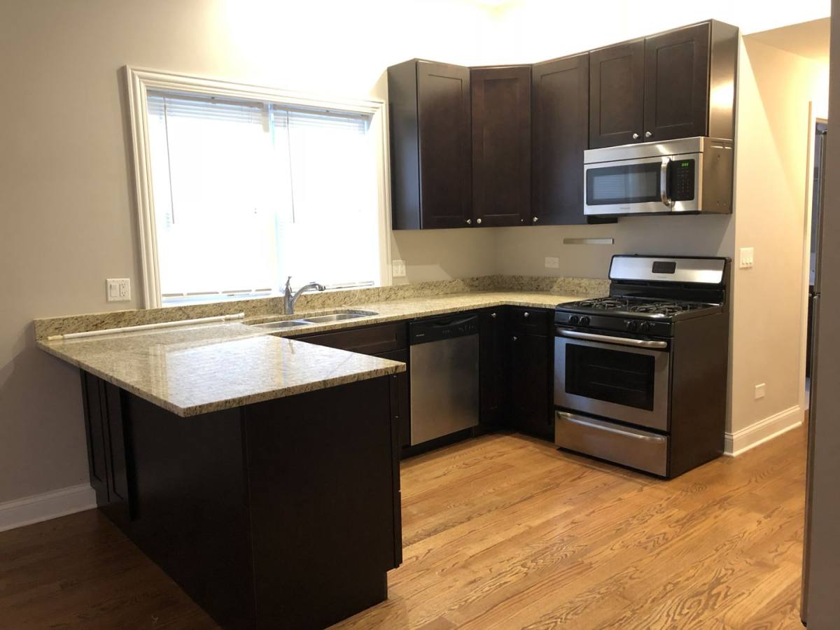 Apartment for rent at 3501 W Cortland, Chicago, IL 60647