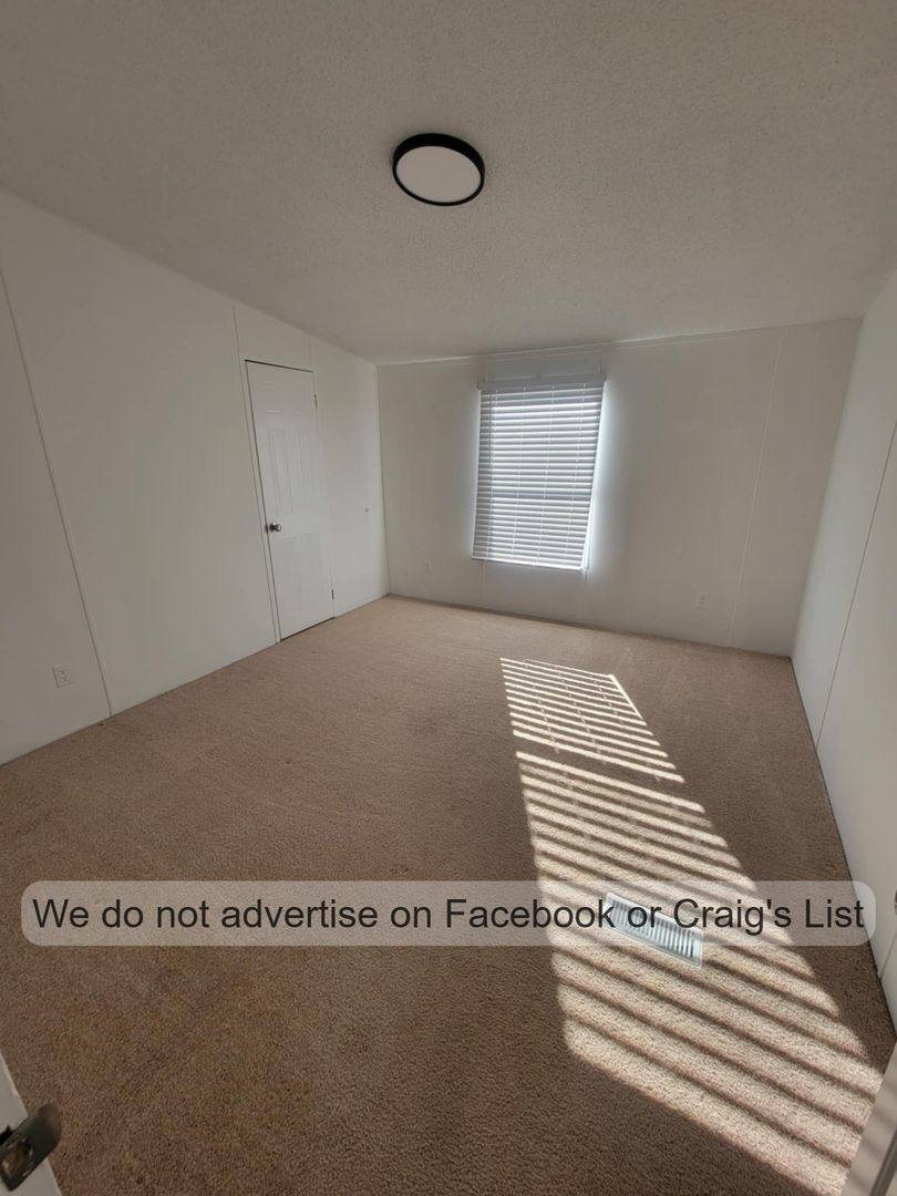 House for rent at 910 Blue Rd, Parkton, NC 28371