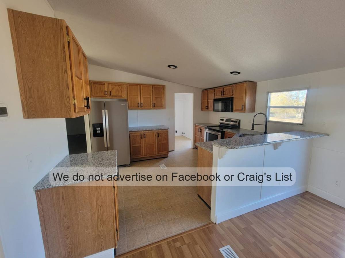 House for rent at 910 Blue Rd, Parkton, NC 28371