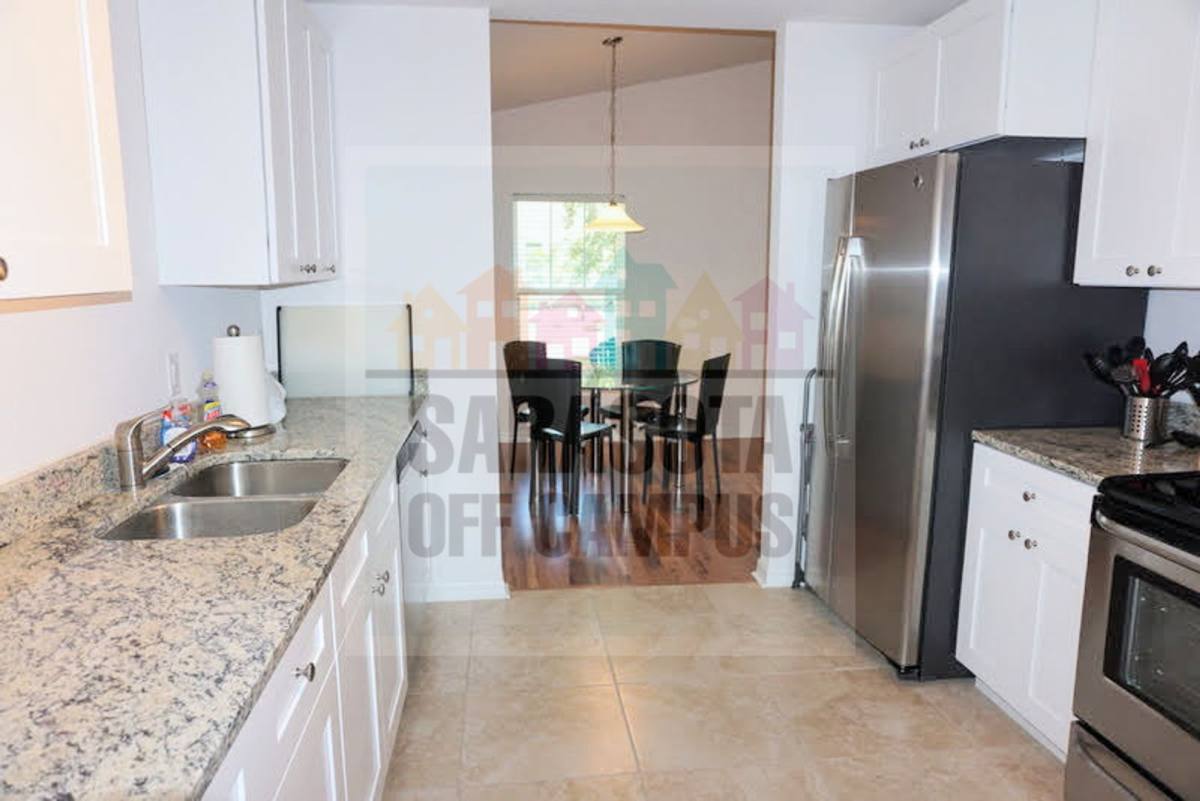 Apartment for rent at 1039 32nd St, Sarasota, FL 34234