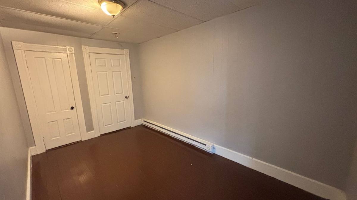 Apartment for rent at 113 Spruce St, Leominster, MA 01453