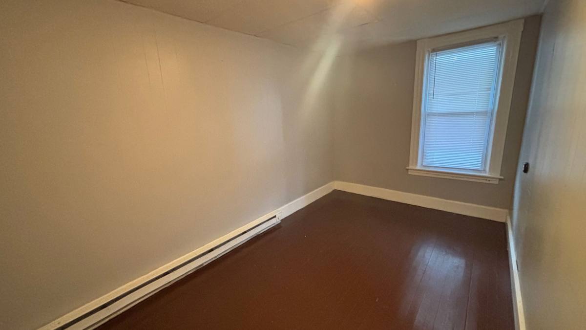 Apartment for rent at 113 Spruce St, Leominster, MA 01453