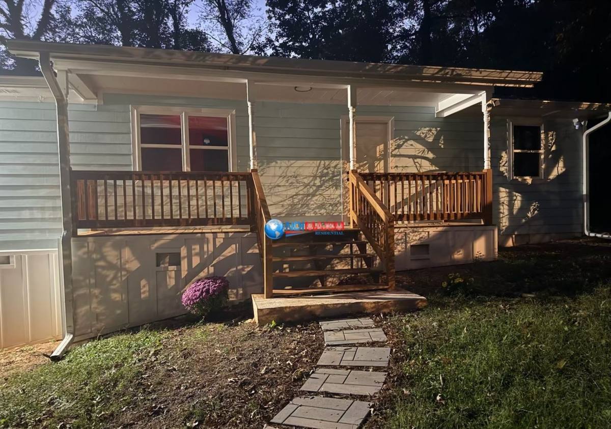 House for rent at 4395 Bradley Dr, Snellville, GA 30039