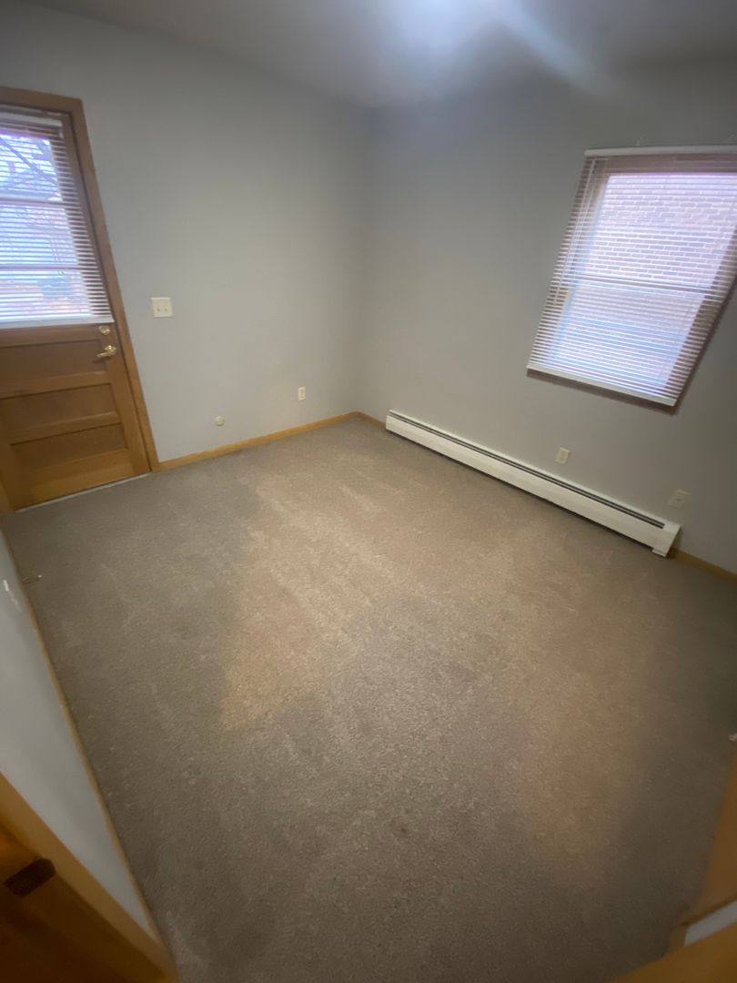 Apartment for rent at 944 E St, Lincoln, NE 68508