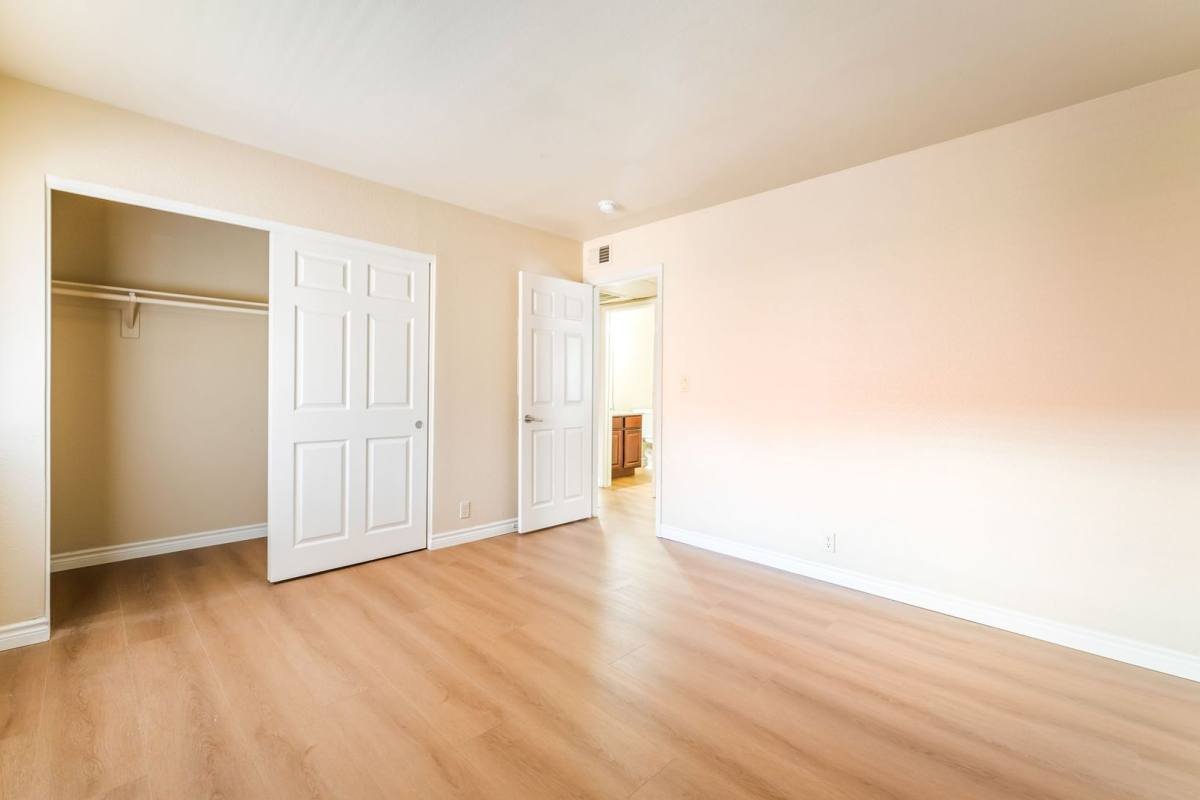 Condo for rent at 5121 River Glen Dr, Las Vegas, NV 89103
