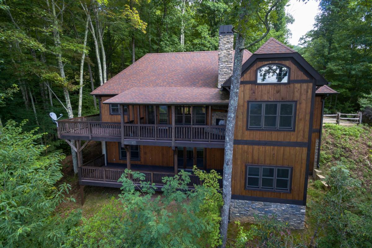 House for rent at 1054 Boar Ridge Rd, Sylva, NC 28779