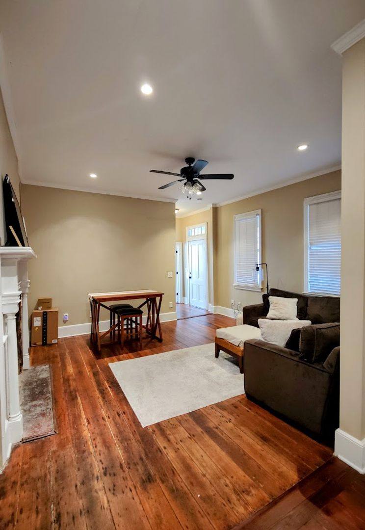 Apartment for rent at 109 Coming St, Charleston, SC 29401