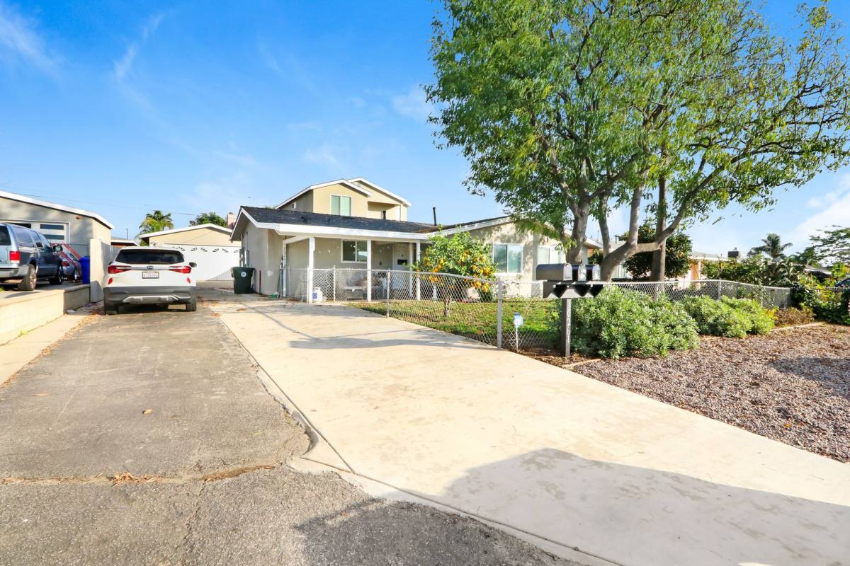 Townhouse for rent at 10261 Tudor Ave, Montclair, CA 91763