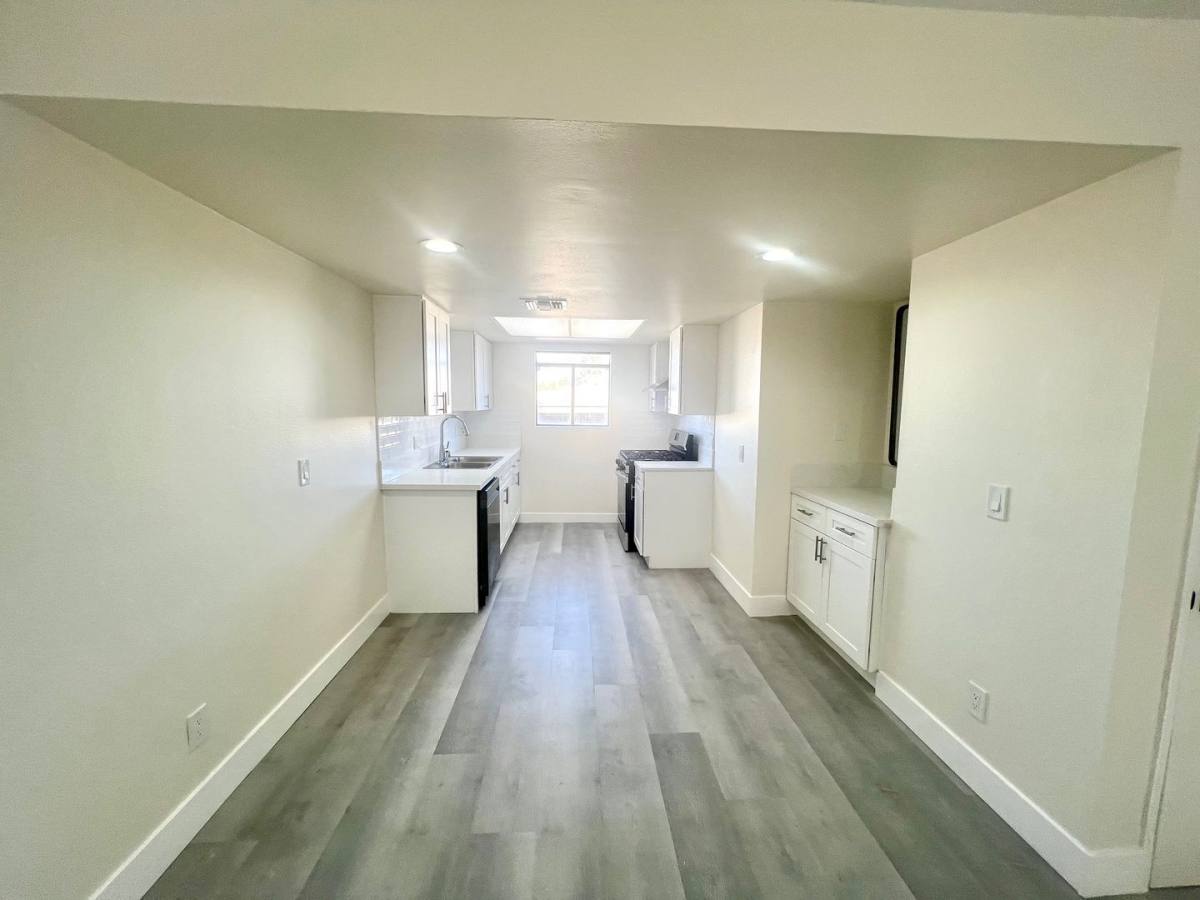 Apartment for rent at 44155 10th St W, Lancaster, CA 93534
