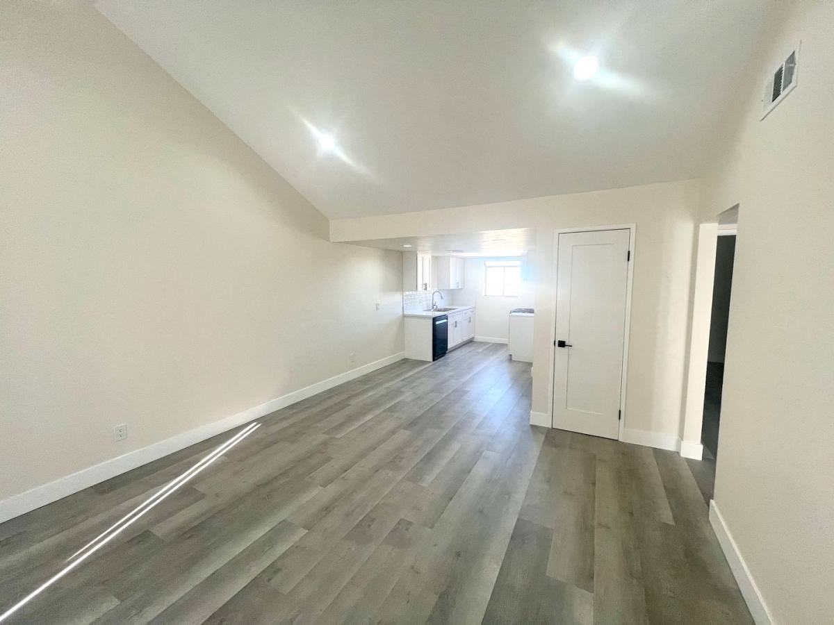 Apartment for rent at 44155 10th St W, Lancaster, CA 93534