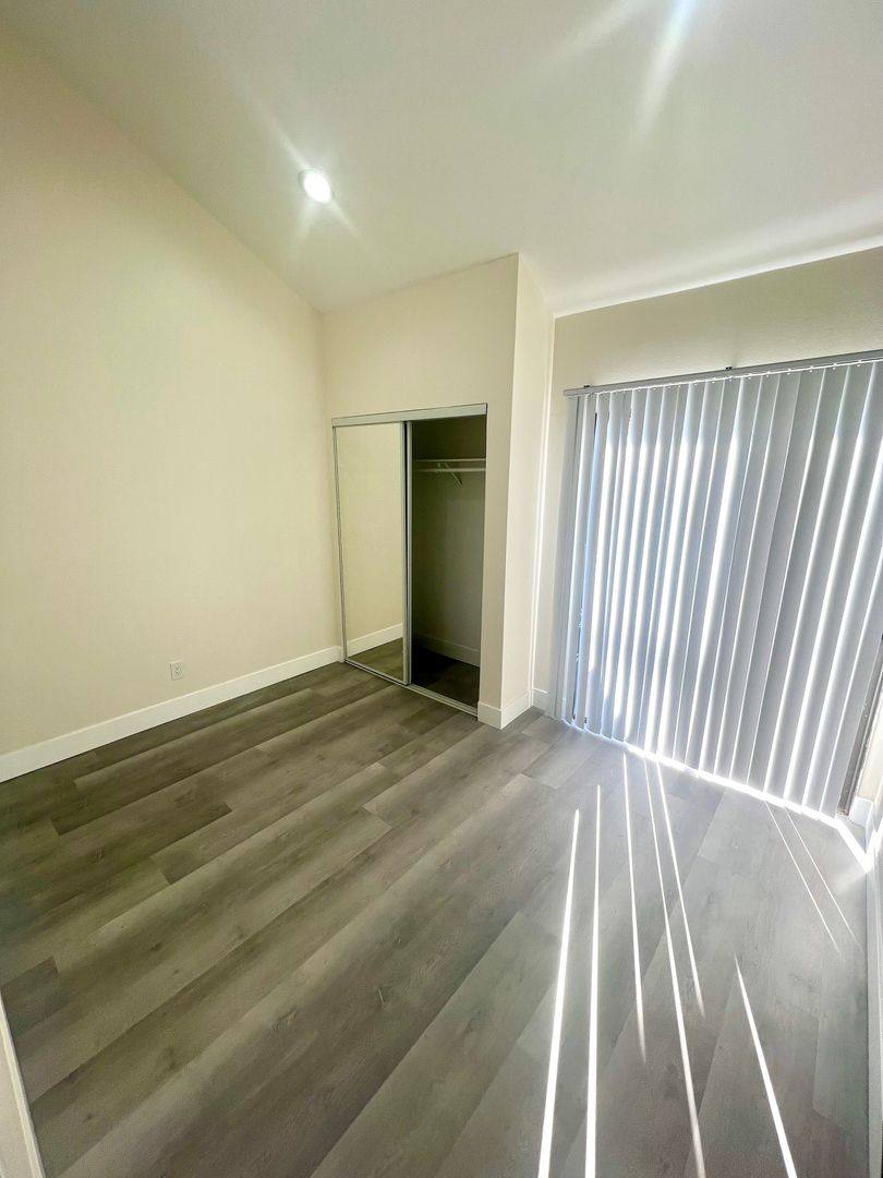 Apartment for rent at 44155 10th St W, Lancaster, CA 93534