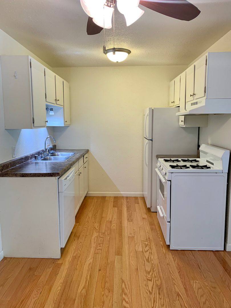 Apartment for rent at 930 Copeland Ave, La Crosse, WI 54603