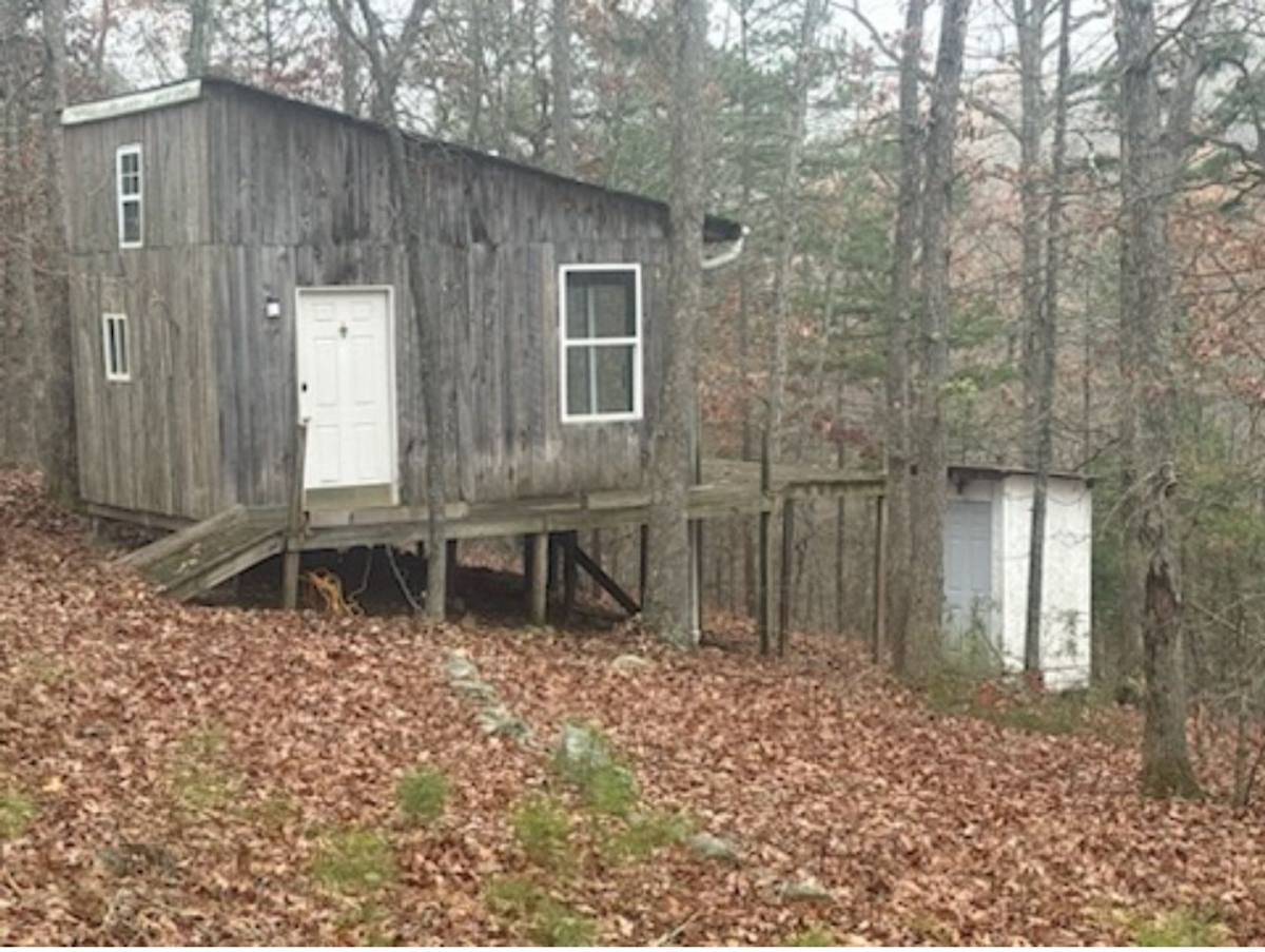 House for rent at 27880 County Rd, Annapolis, MO 63620