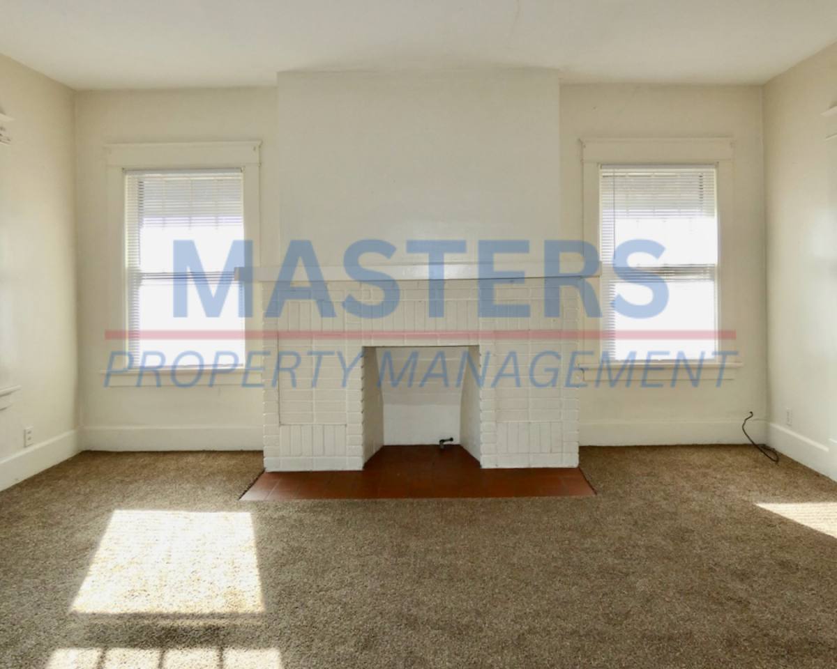 Apartment for rent at 4113 N Lockwood Ave, Toledo, OH 43612