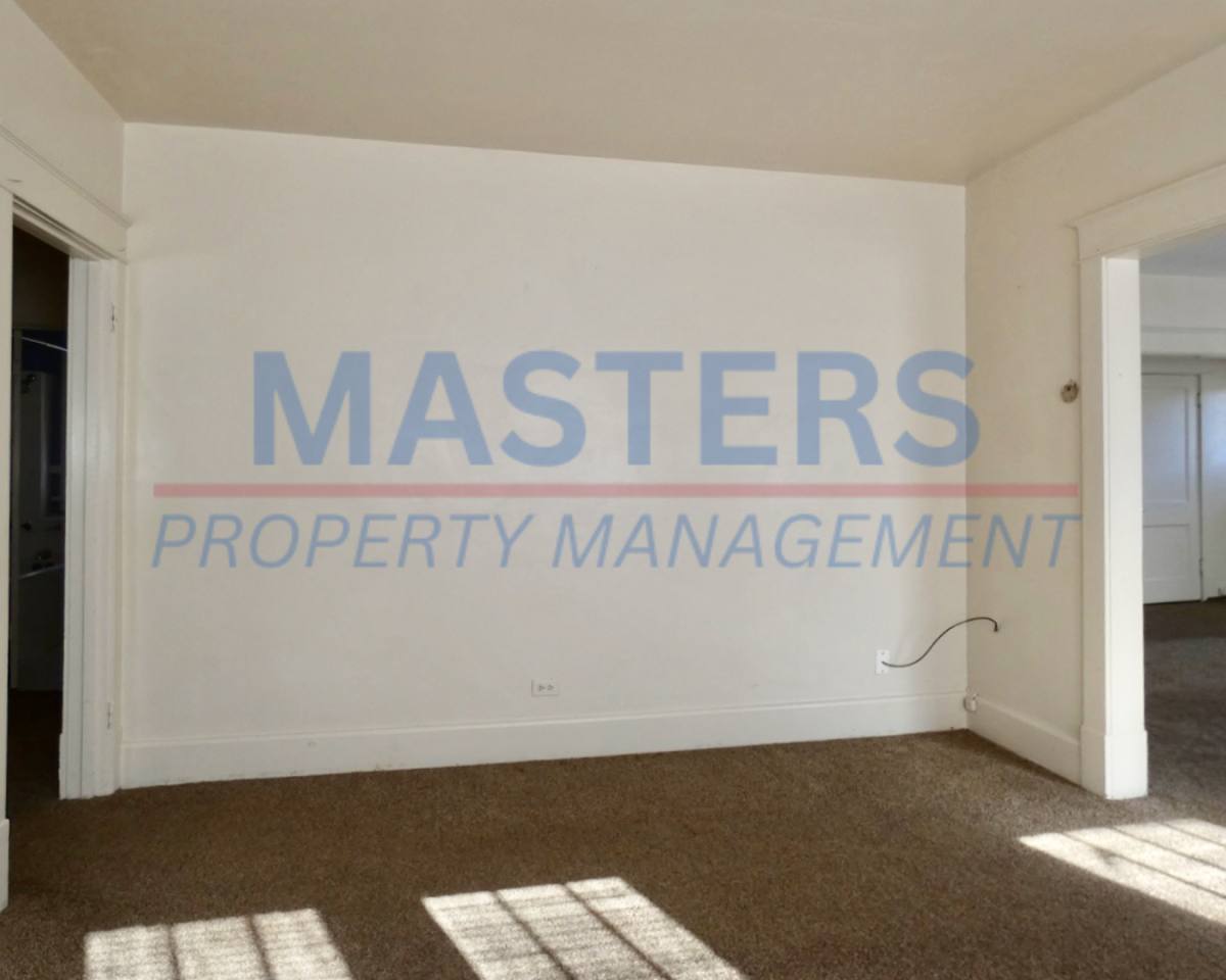 Apartment for rent at 4113 N Lockwood Ave, Toledo, OH 43612