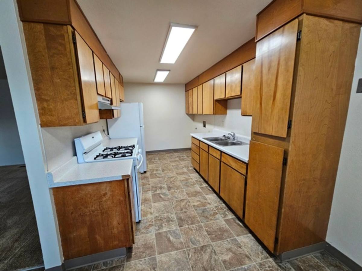 Apartment for rent at 2540-2594 Lee St SE, Salem, OR 97301