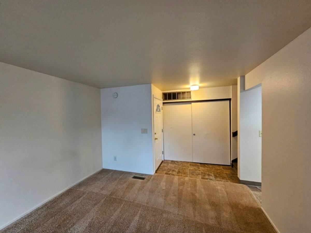 Apartment for rent at 2540-2594 Lee St SE, Salem, OR 97301