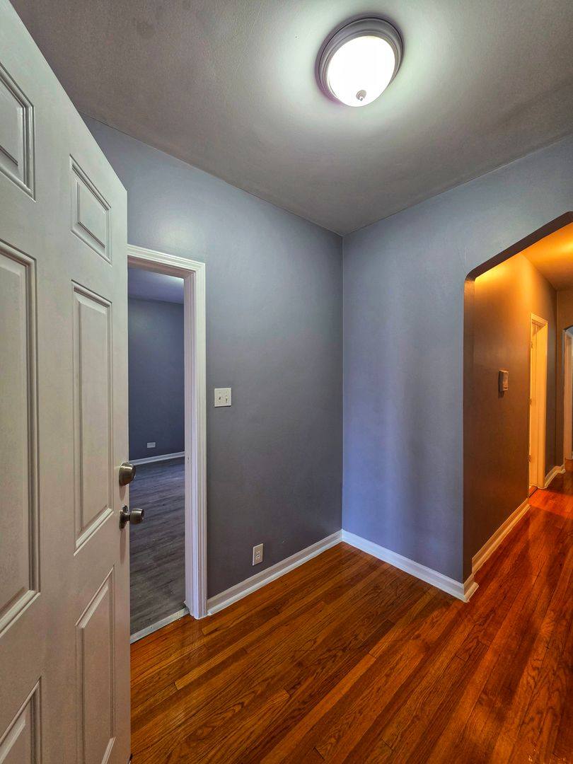 Apartment for rent at 7927 S Essex Ave, Chicago, IL 60617
