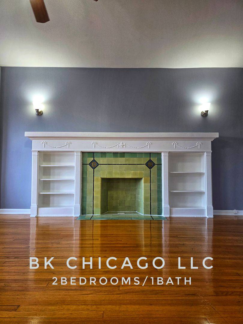 Apartment for rent at 7927 S Essex Ave, Chicago, IL 60617