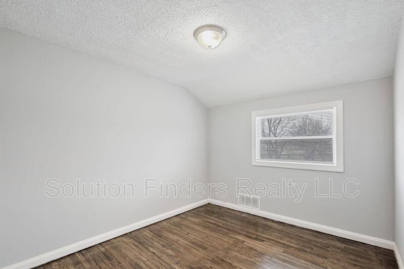 Townhouse for rent at 3314 Wallford Dr, Dundalk, MD 21222