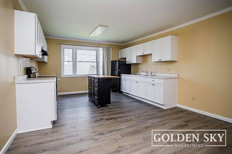 Apartment for rent at 1925 W Jackson St #1, Muncie, IN 47303