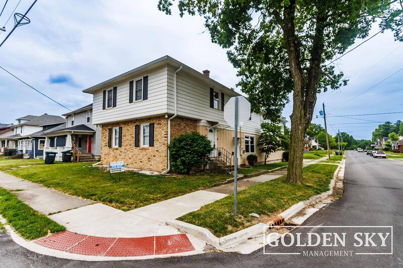 Apartment for rent at 1925 W Jackson St #1, Muncie, IN 47303