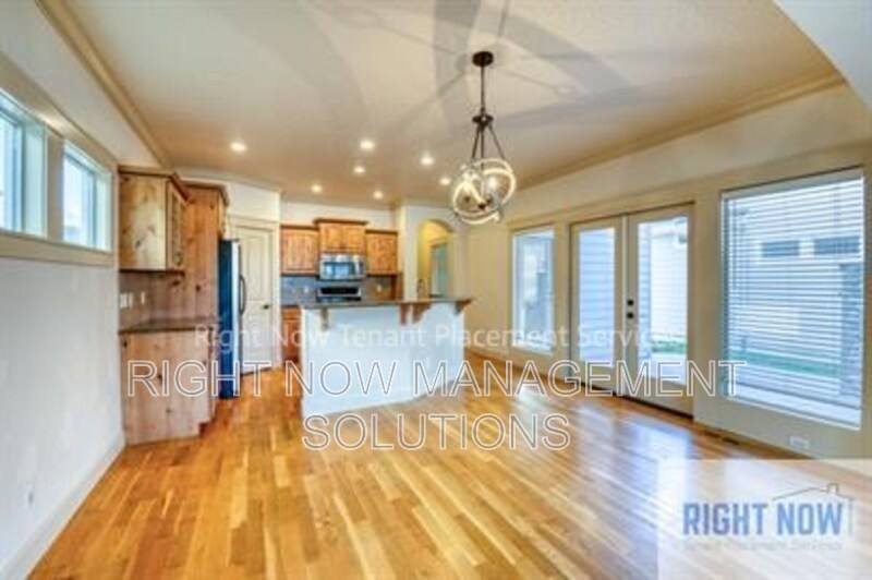 Townhouse for rent at 1076 W Stanhope St, Meridian, ID 83646