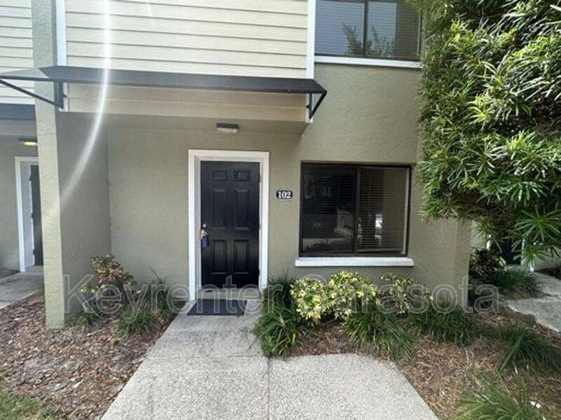 Townhouse for rent at 4946 25th St W #102, Bradenton, FL 34207