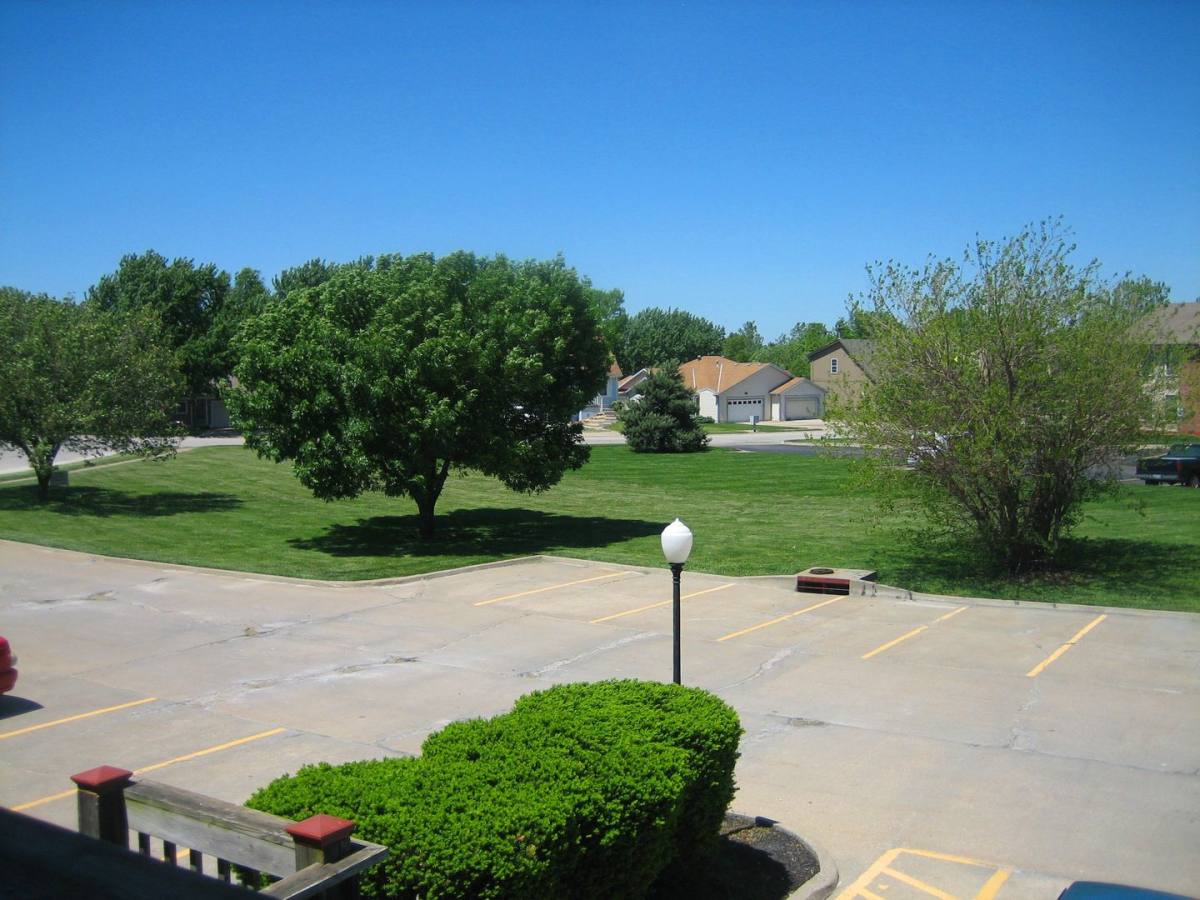 Apartment for rent at 1558 E 125th St, Olathe, KS 66061