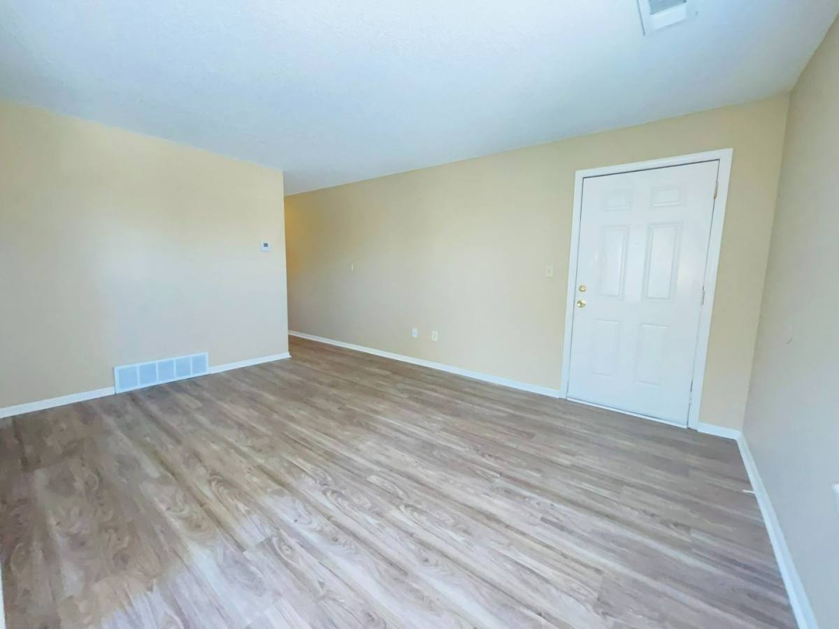 Apartment for rent at 1558 E 125th St, Olathe, KS 66061