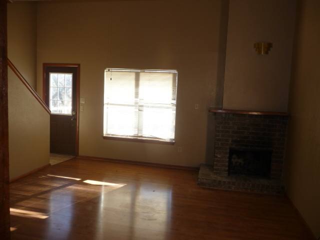 Apartment for rent at 2802 NE 9th St, Lawton, OK 73507