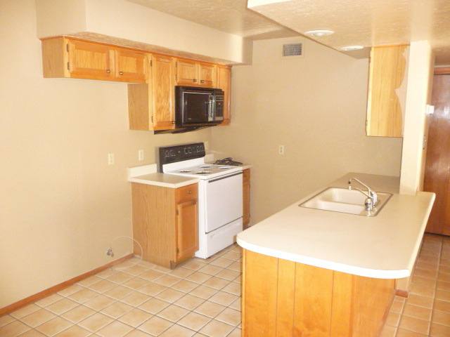 Apartment for rent at 2802 NE 9th St, Lawton, OK 73507